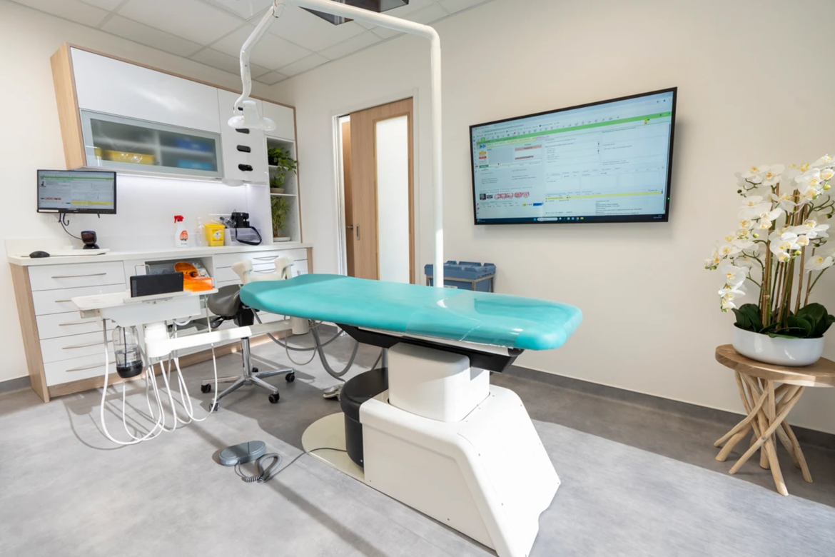 3 CABINET D'ORTHODONTIE AIZENAY