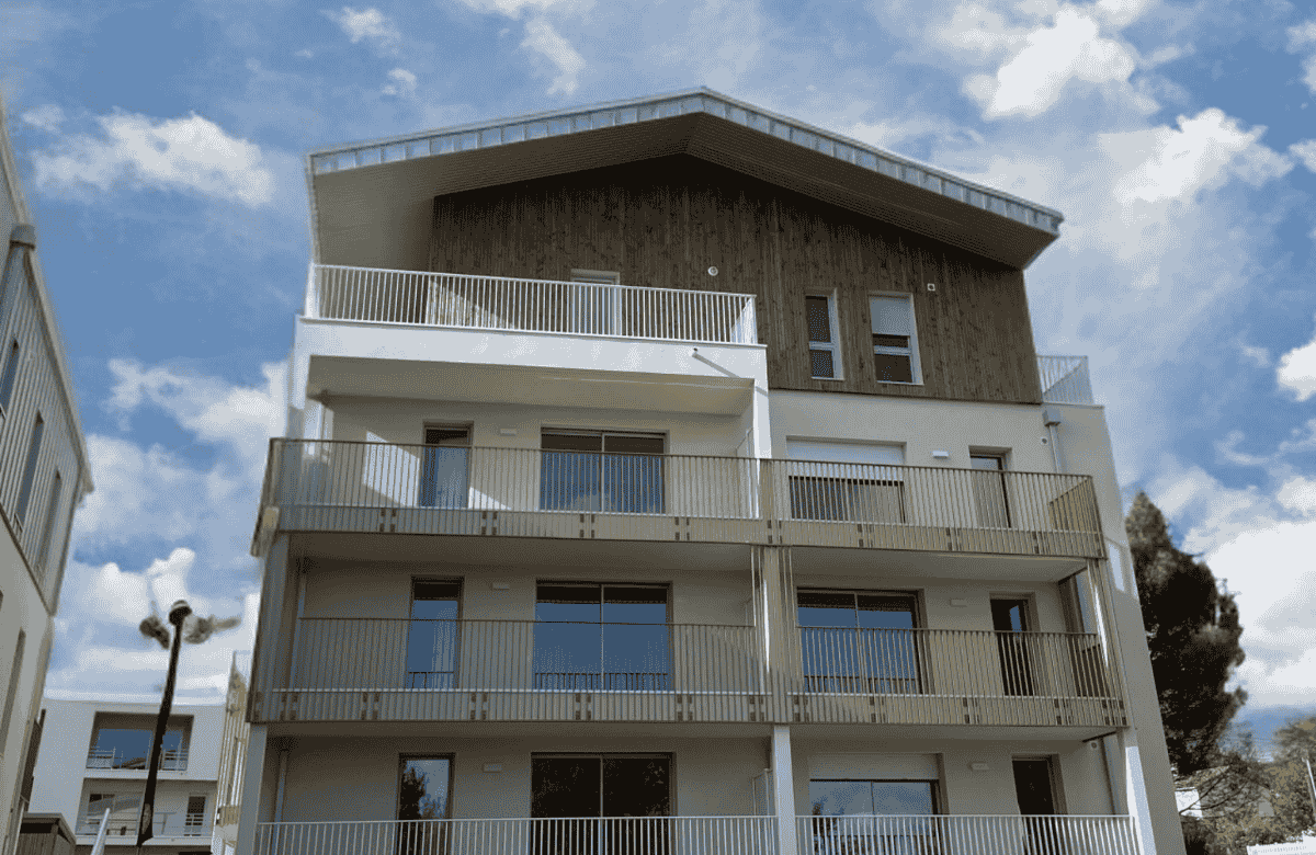 3 RIVE DROITE